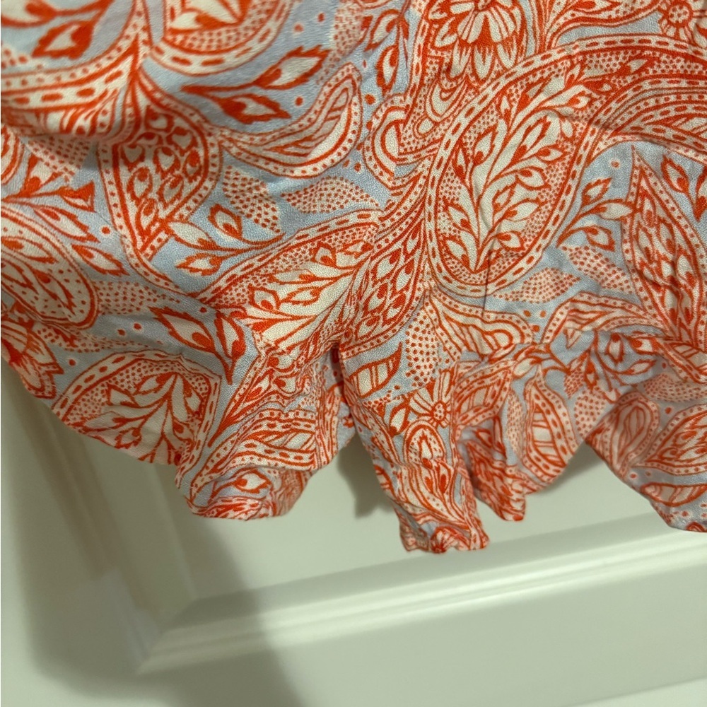 Cupcakes & Cashmere Orange and White Paisley Romper Size Small - Picture 4 of 8